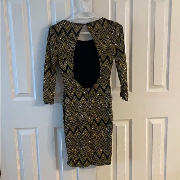 Dress - Picture 2 of 4